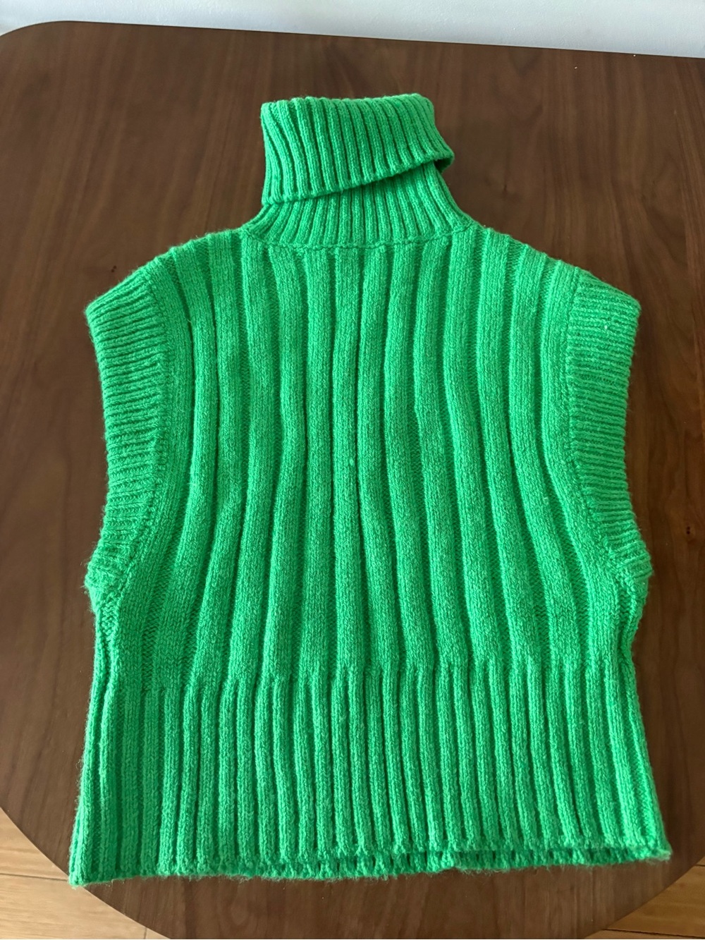 Zara Bright Green Ribbed Sleeveless Turtleneck Vest